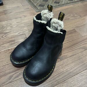 Dr. Martens Black Women's Boots with Fur Lining, Size 5
